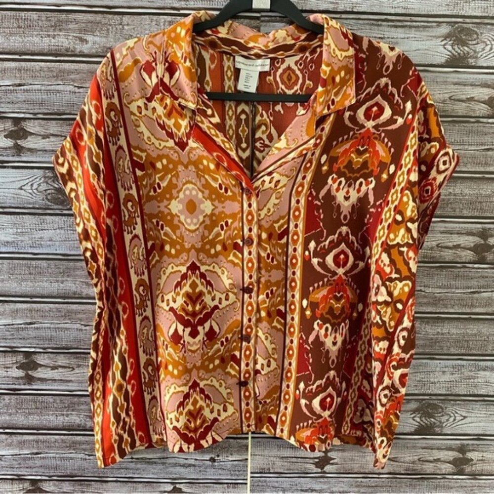 NWT Cupcakes & Cashmere Women's Button-Down Blouse Size L - Picture 1 of 8